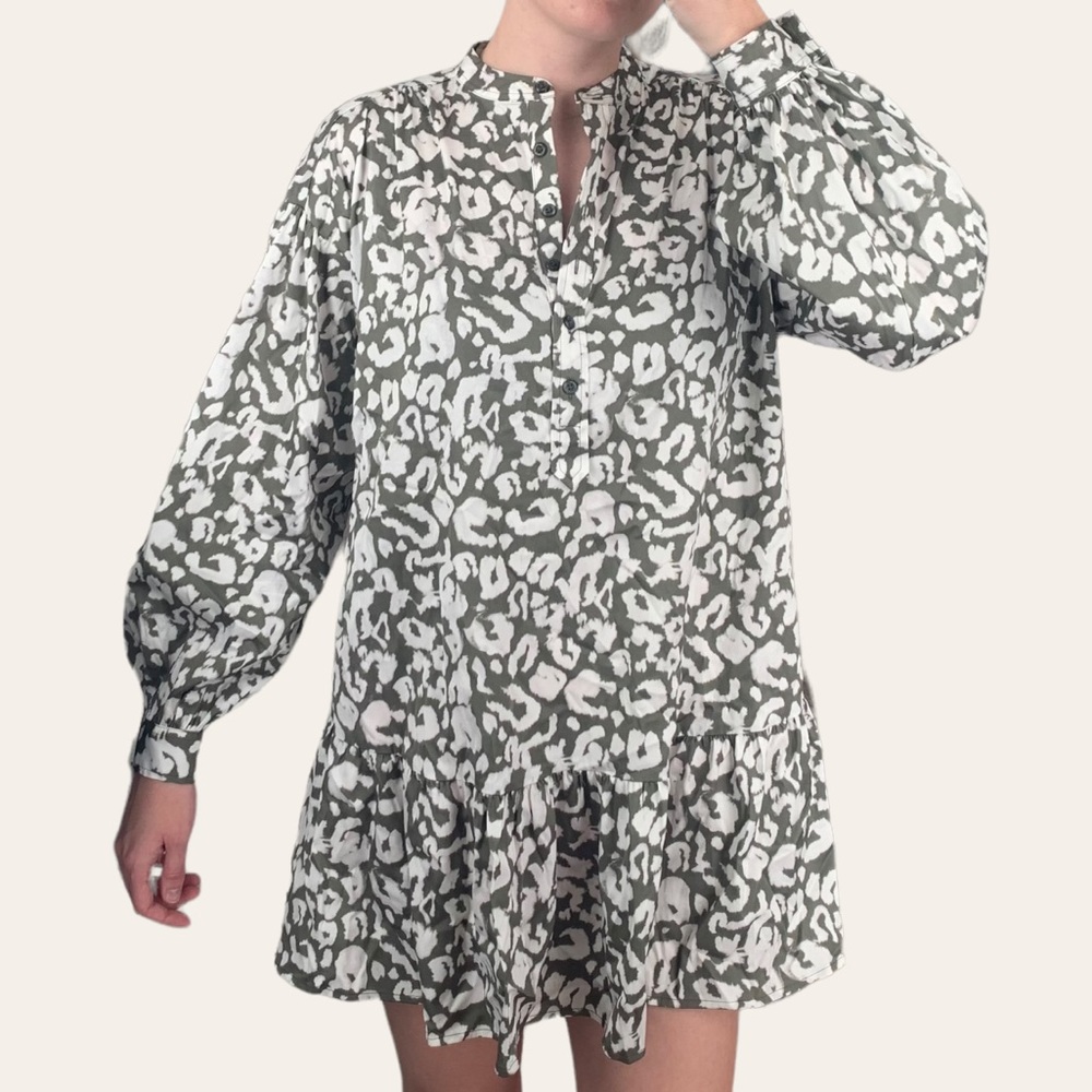 Elizabeth & James Dress